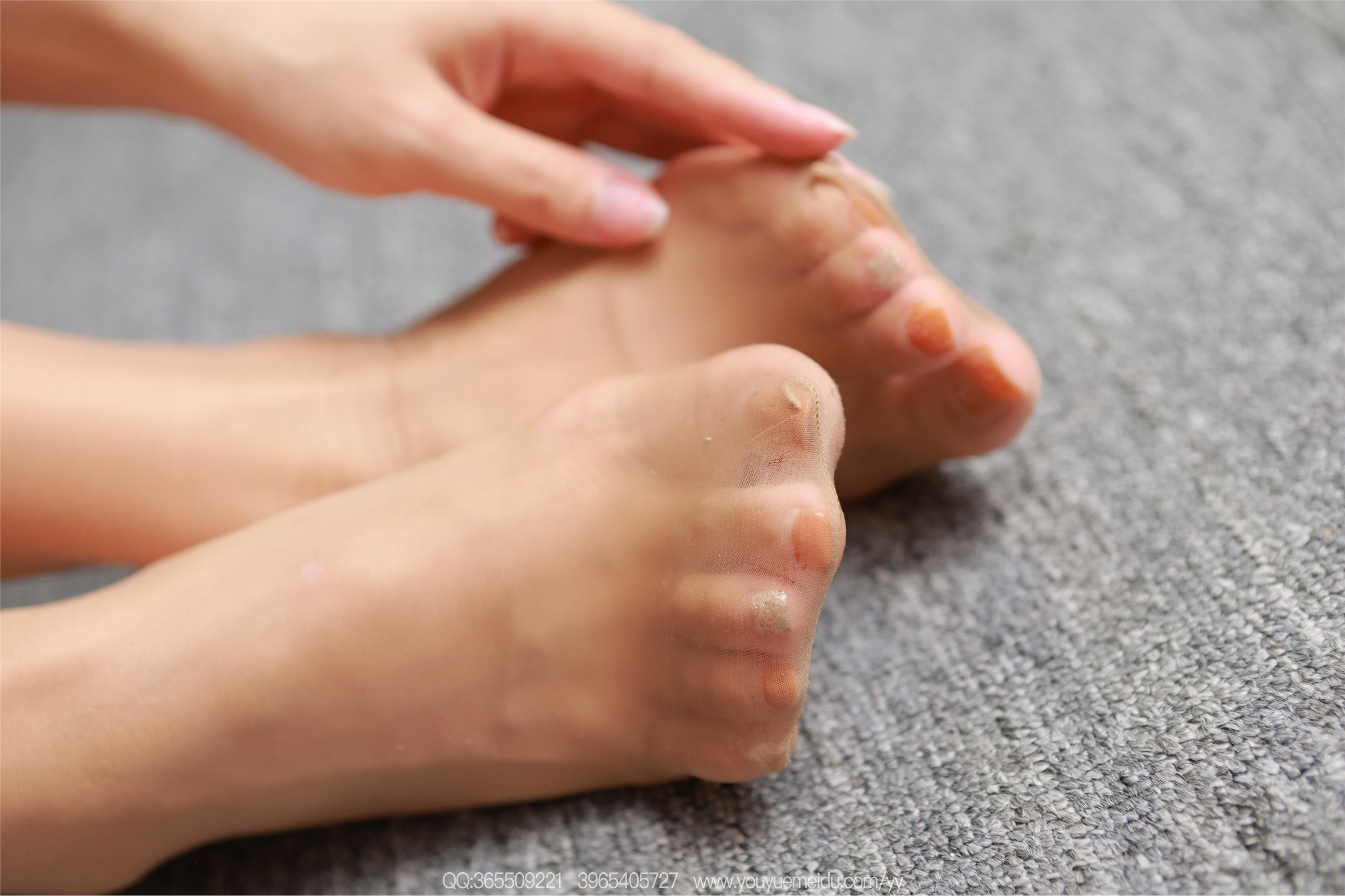 IESS异思趣向  2025.09.24 丝享家 2166 兔兔《极致包臀裙》